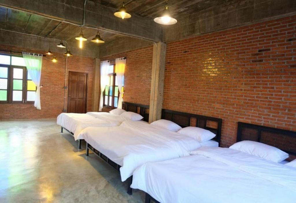 Oyo 1155 Bikers House And Enduro Tours Chiang Mai Hotel Exterior foto