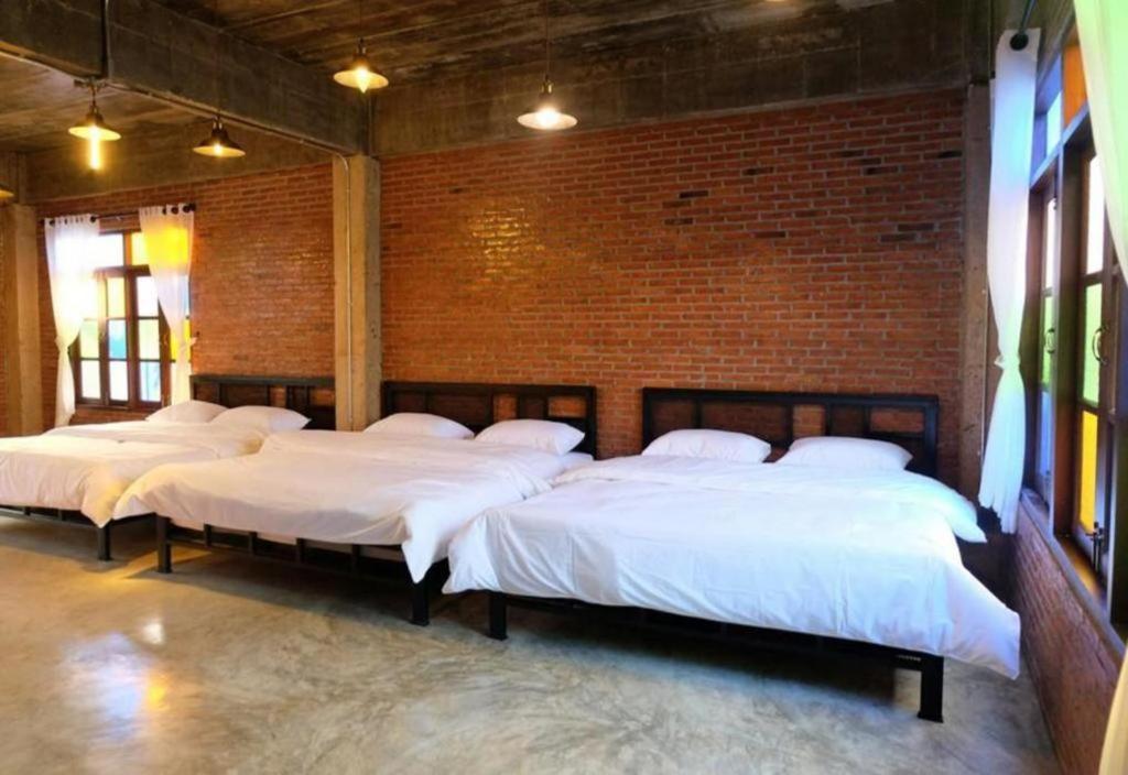 Oyo 1155 Bikers House And Enduro Tours Chiang Mai Hotel Exterior foto