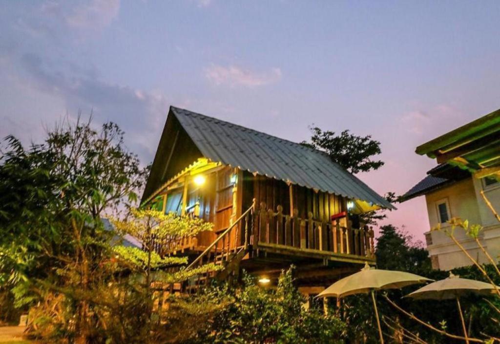Oyo 1155 Bikers House And Enduro Tours Chiang Mai Hotel Exterior foto