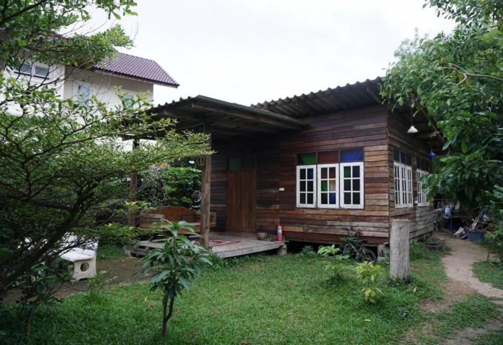 Oyo 1155 Bikers House And Enduro Tours Chiang Mai Hotel Exterior foto